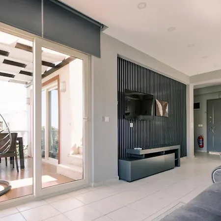 W Pool And Balcony 5 Min To In Διαμέρισμα Milas