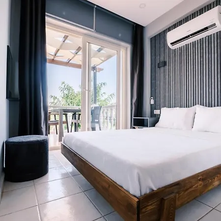 W Pool And Balcony 5 Min To In 公寓 *