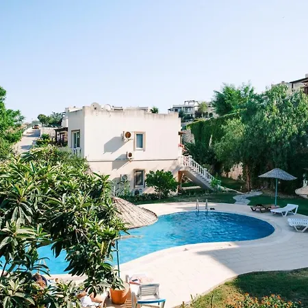 W Pool And Balcony 5 Min To In Διαμέρισμα